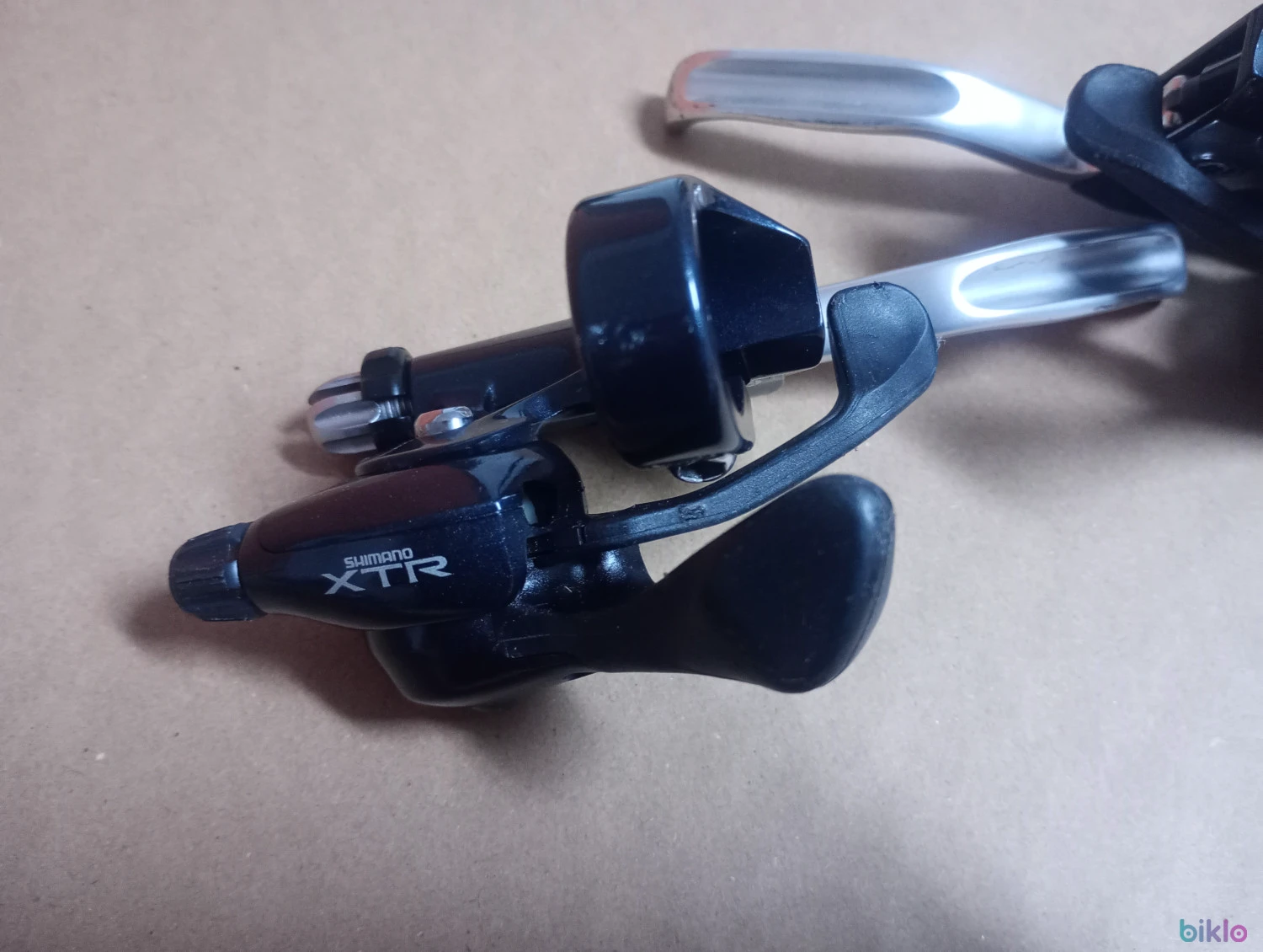 2. Set XTR m900