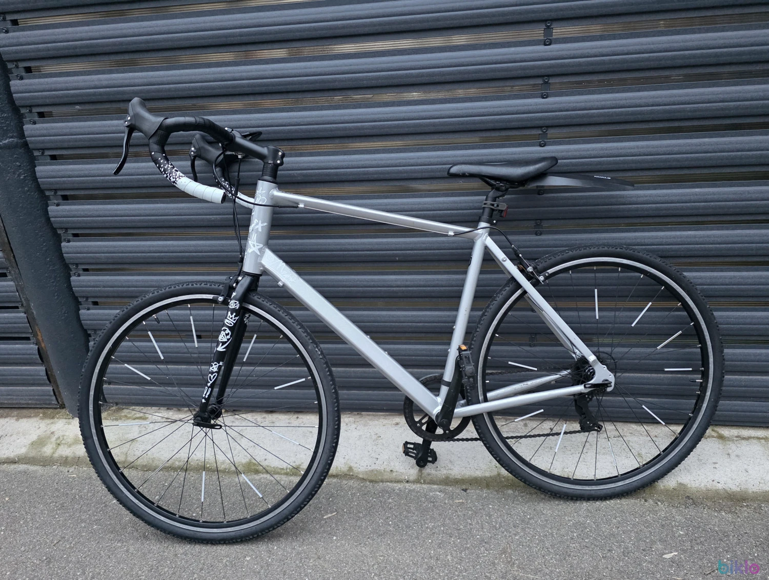 12. Gravel Riverside RC100