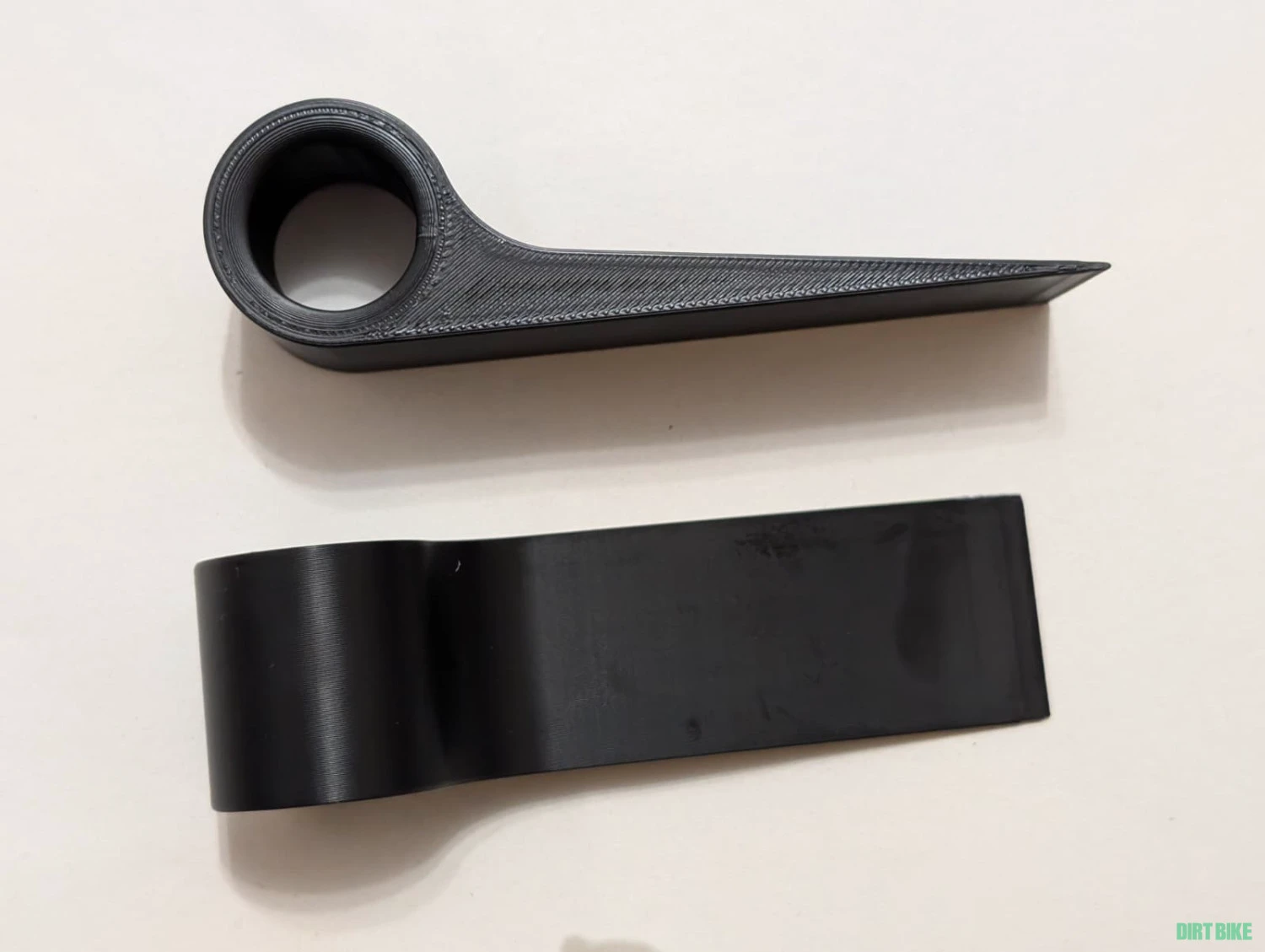 2. Leviere pentru resetarea pistoanelor frânelor hidraulice – printate 3D (set 2 buc)