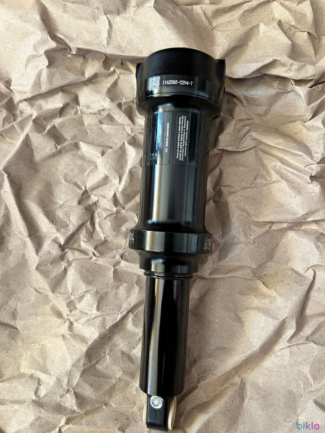 4. Amortizor spate FOX Float Rhythm EVOL 2025, 205x65 mm Trunnion - aproape nou