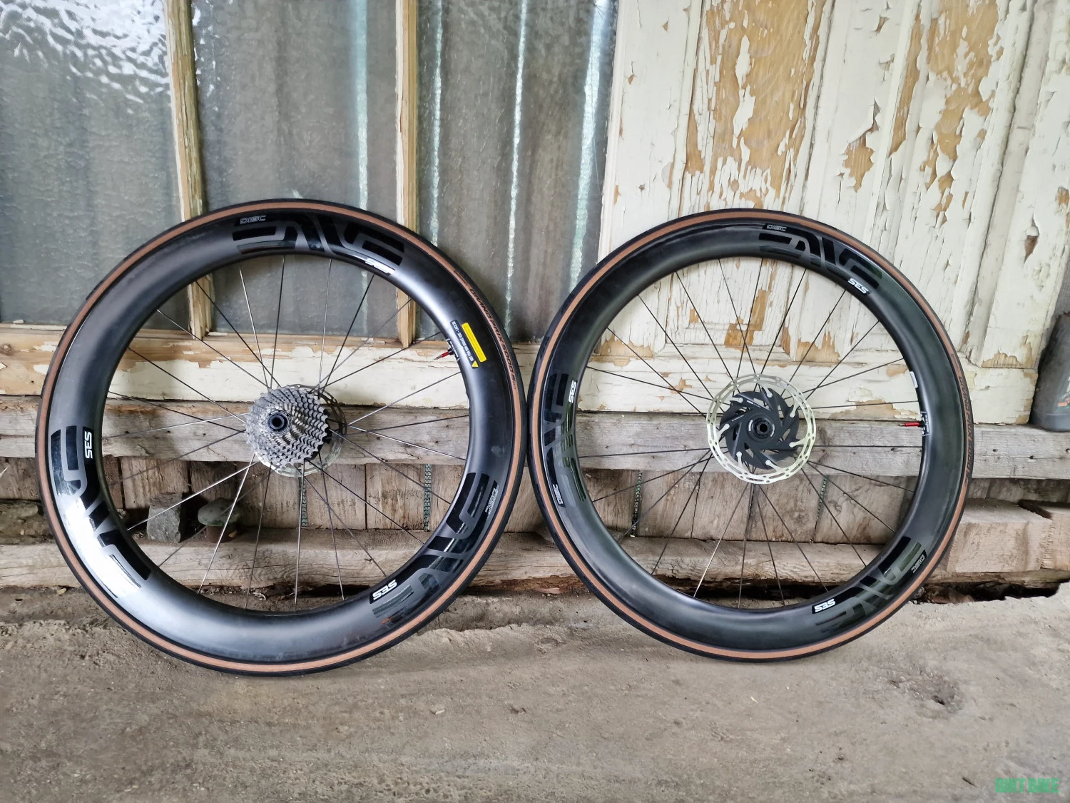 1. Enve SES 5.6 disc