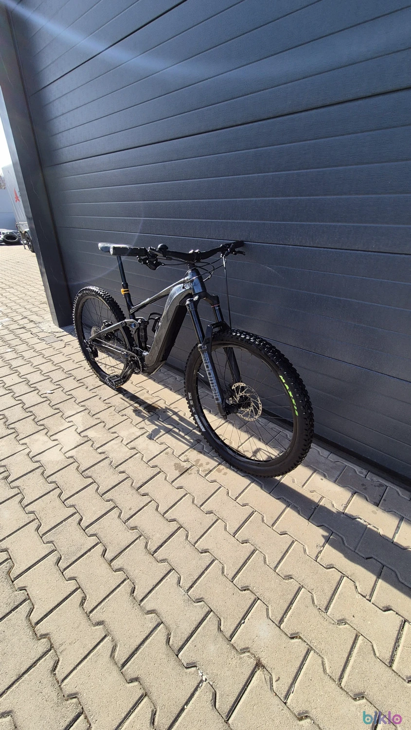 4. E-bike full suspension Giant Trance E x+3 2022
