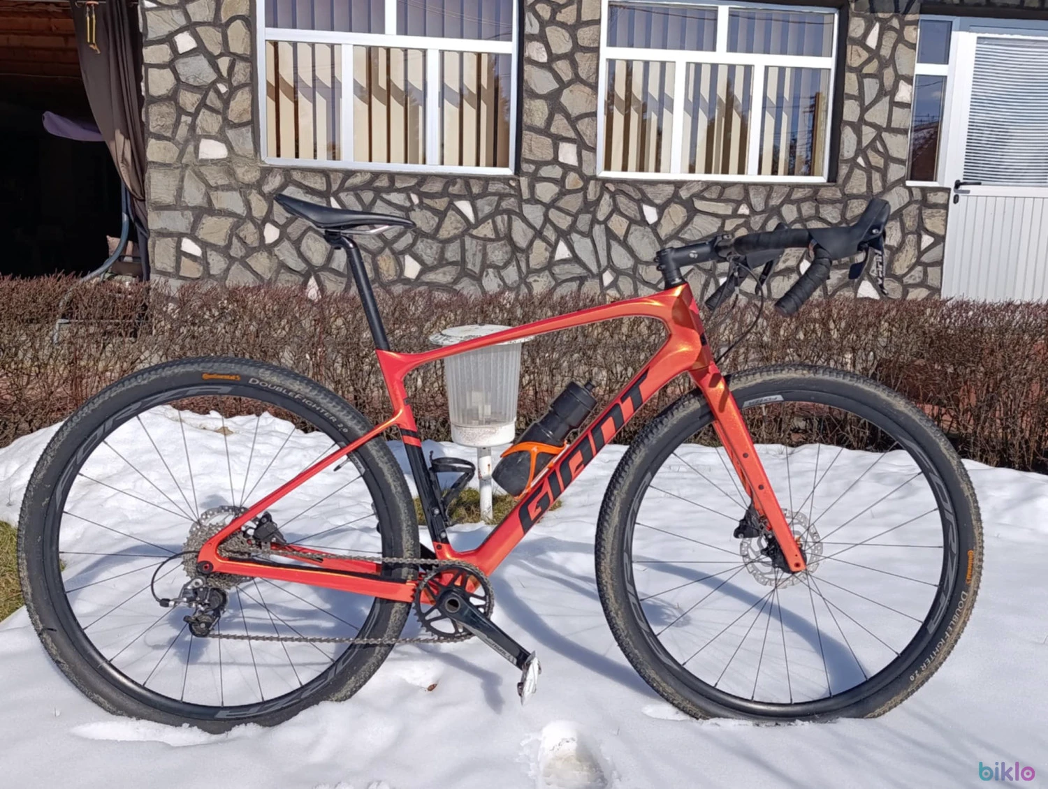 1. Giant fastroad advanced 2024