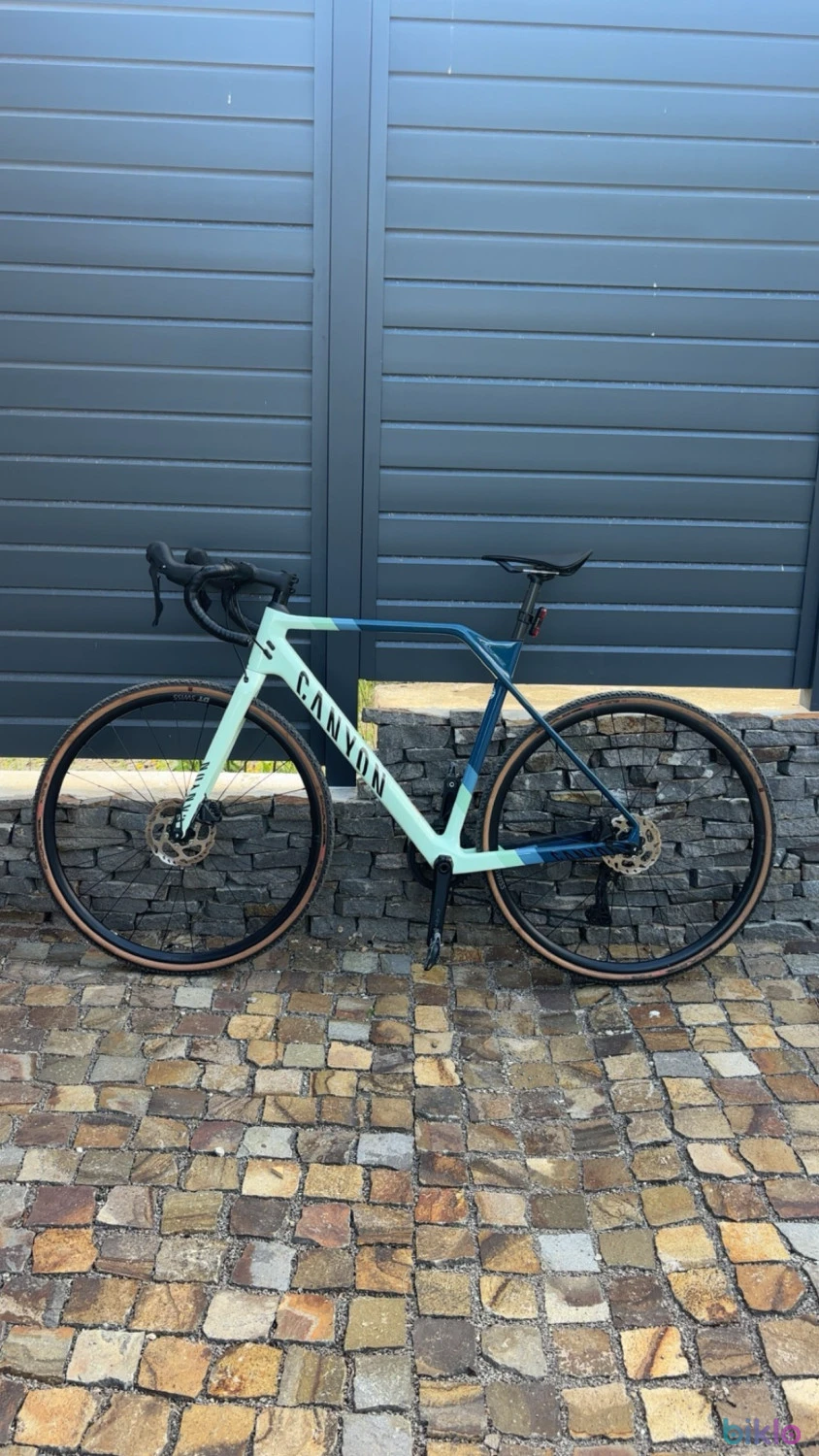 1. Canyon inflite cf sl