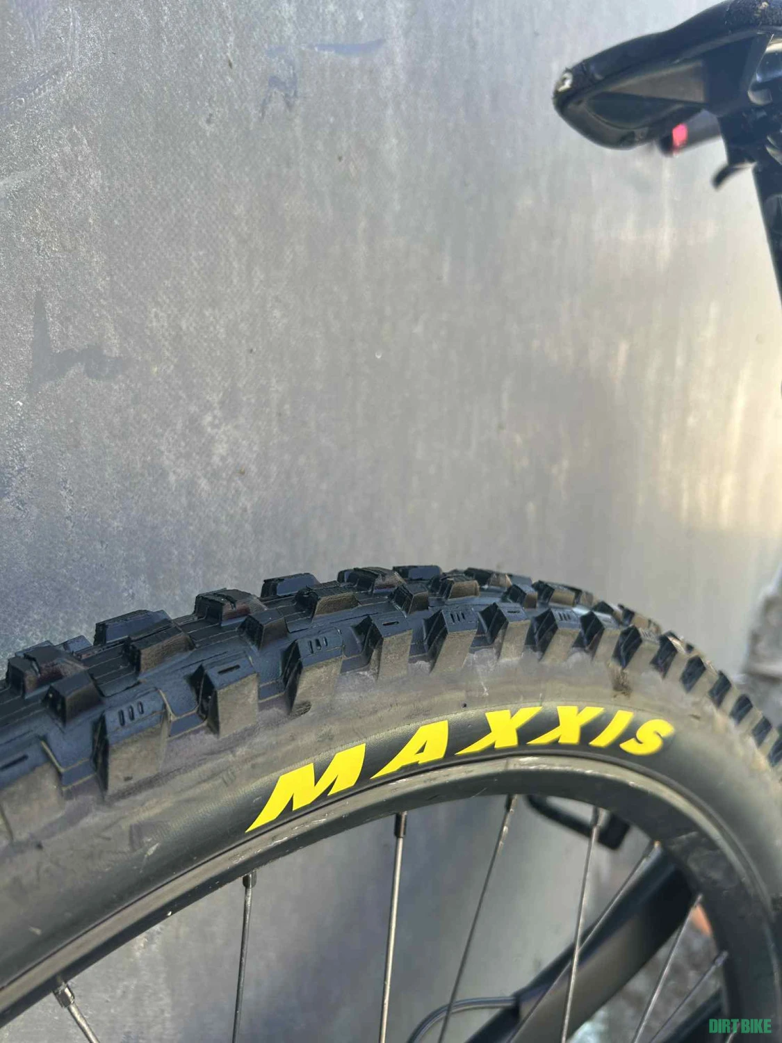 7. Yt tues cf pro race 27.5, pretul e negociabil