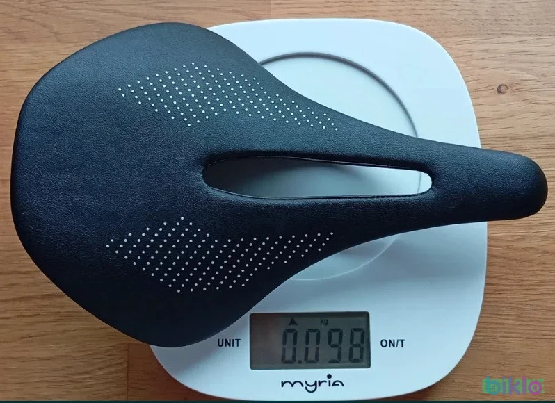 4. Șa ciclism carbon road/MTB – 155 mm – NOUĂ