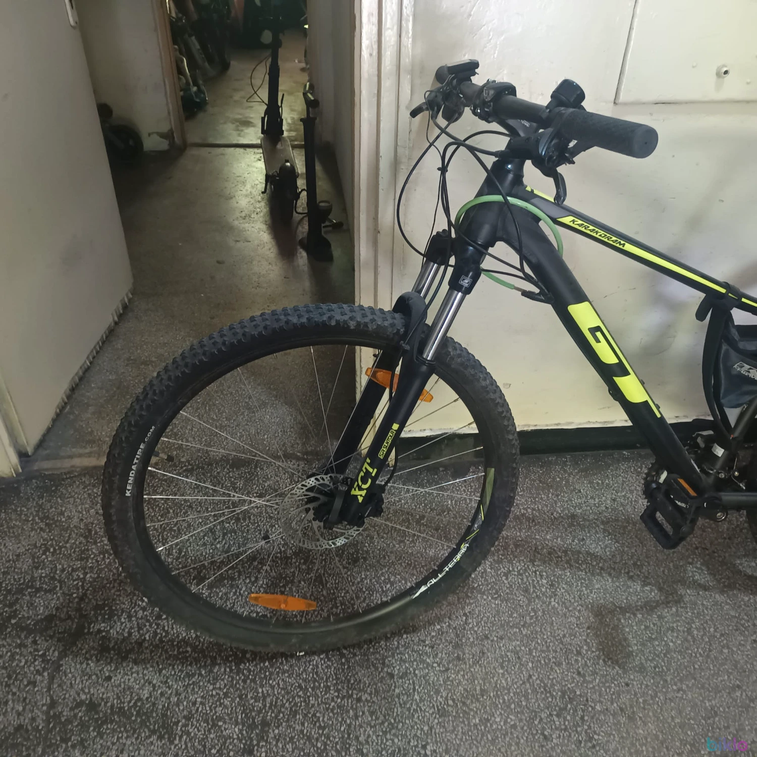 5. Bicicleta gt karakoram