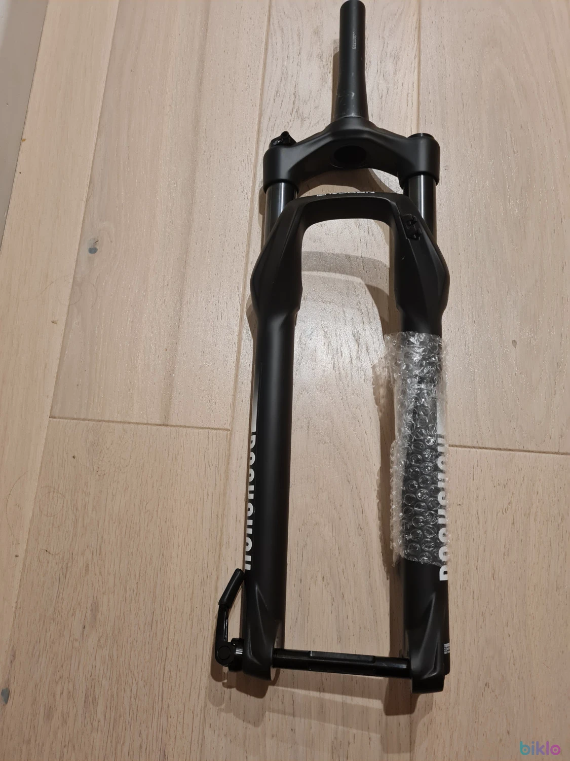 1. Furca Rockshox Recon RL