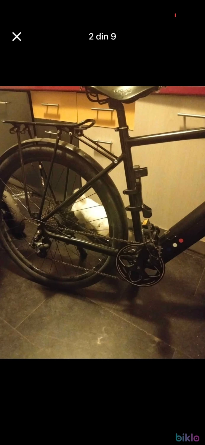 1. Vând bicicletă electrică velo med v