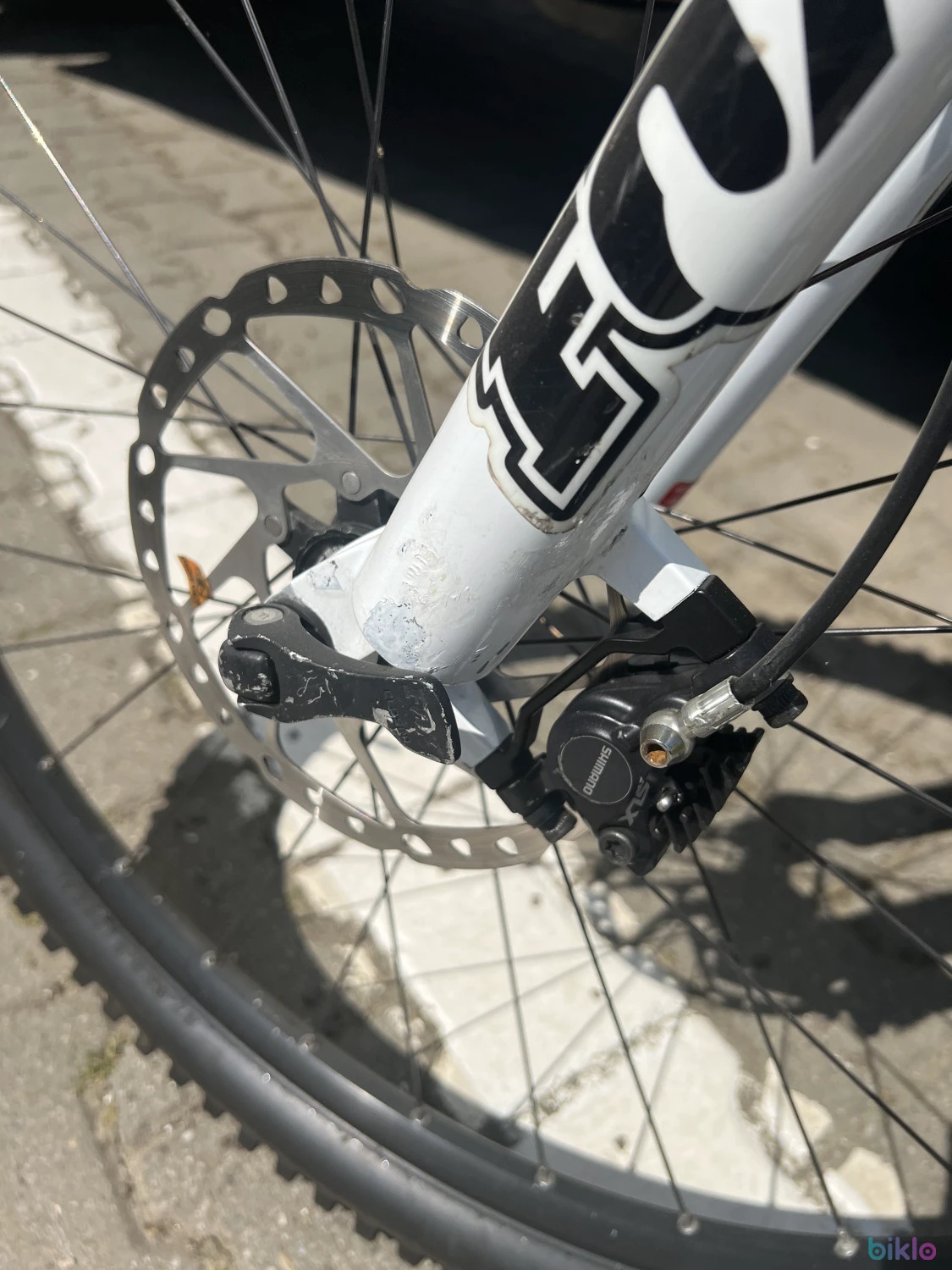 13. Bicicleta în stare perfectă