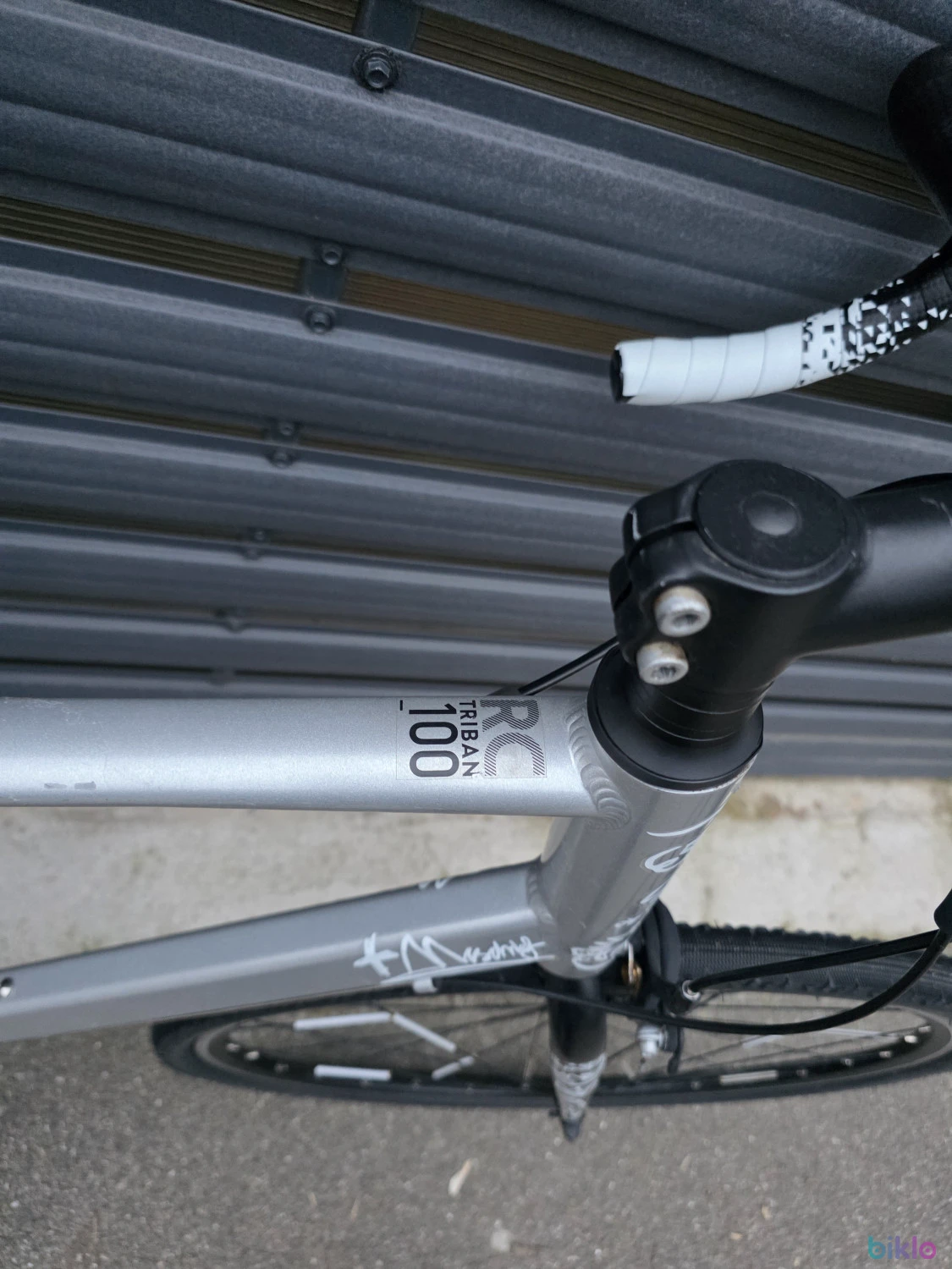 4. Gravel Riverside RC100