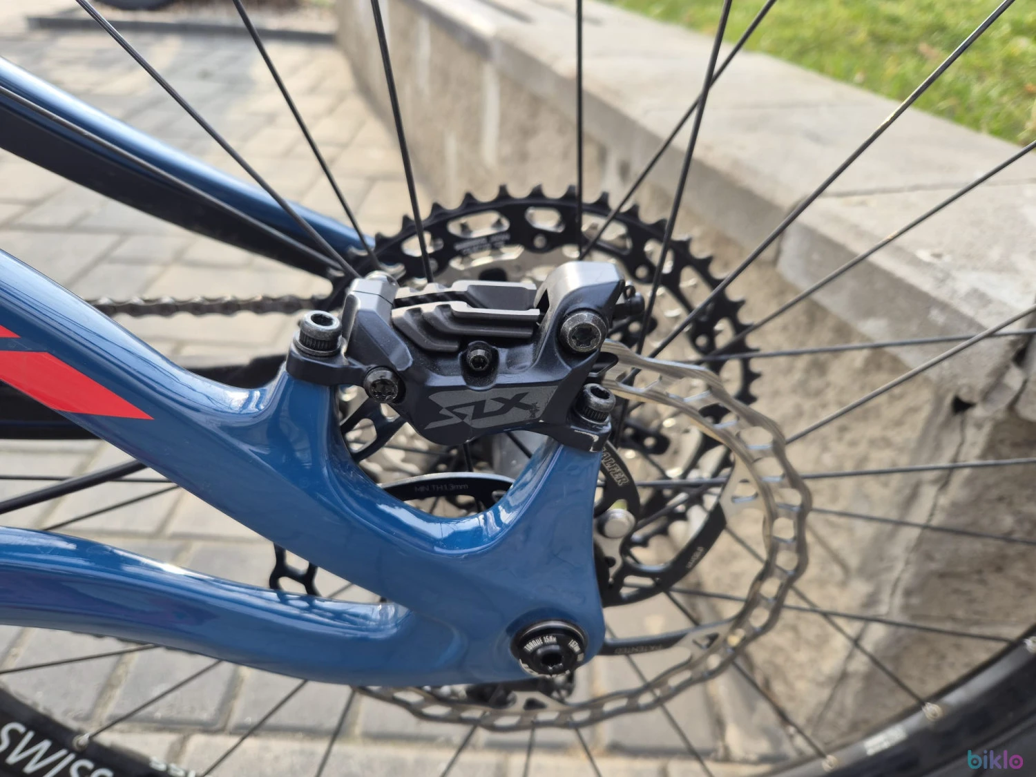 10. Bicicleta Electrica Pivot Shuttle SL Carbon Marimea Large