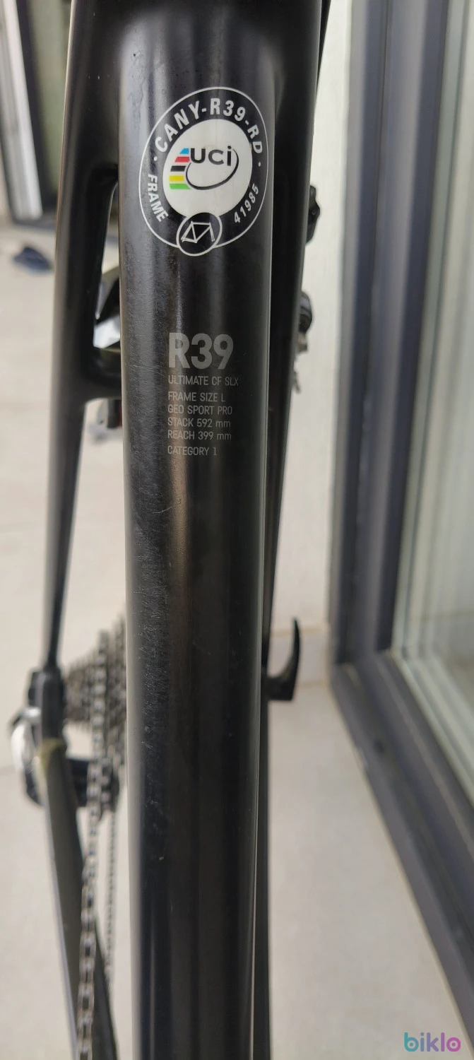 9. Canyon Ultimate CF SLX (2 seturi roți)