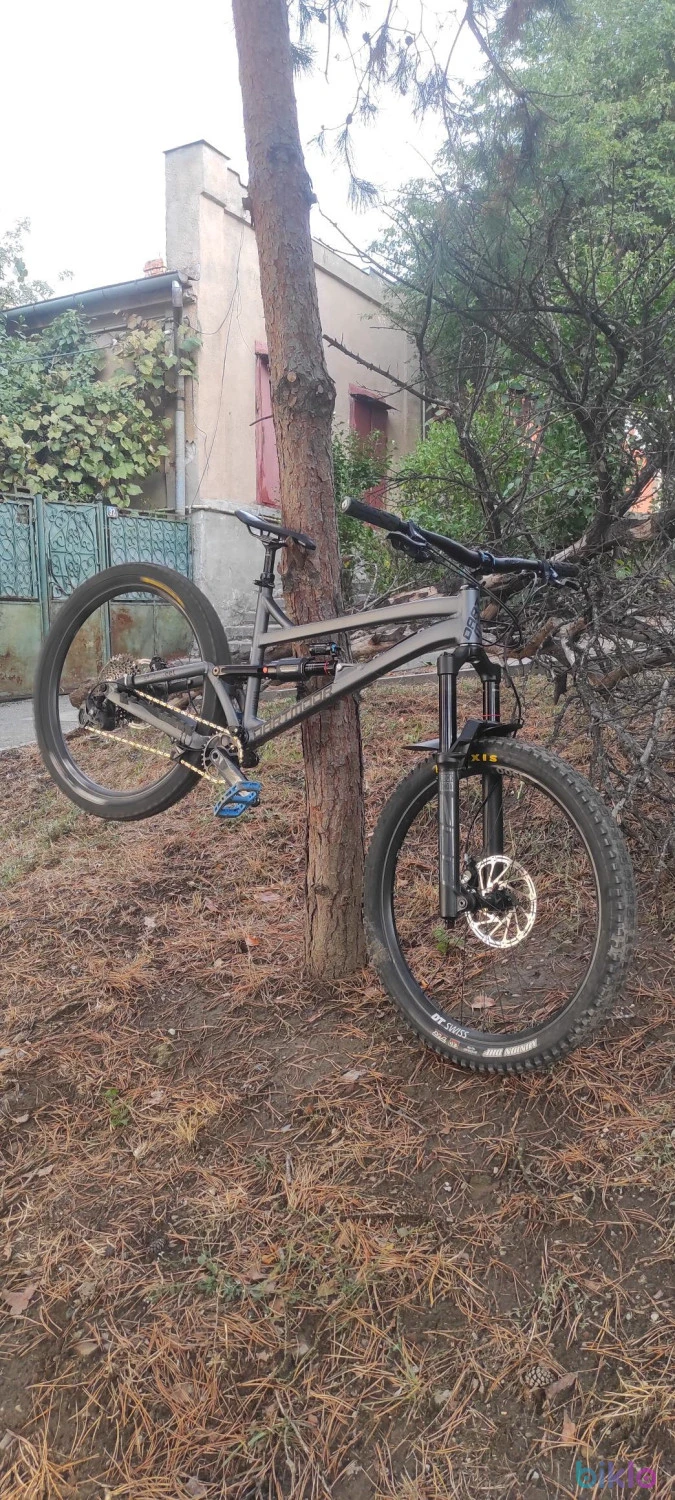 2. Bicicleta dartmoor blackbird gri