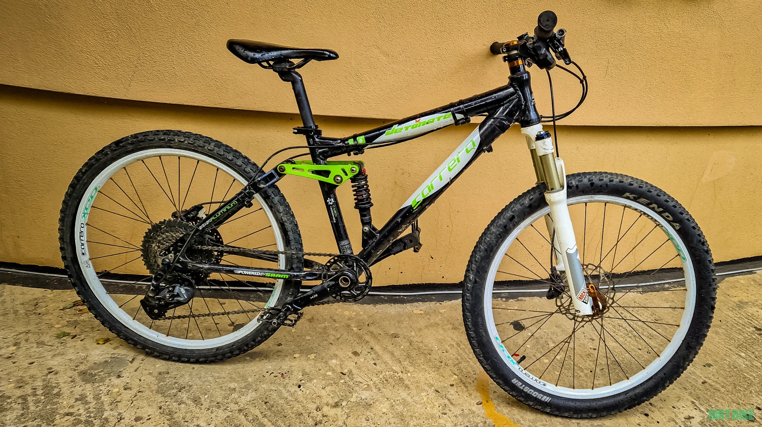 1. Bicicleta copii full suspension 24" custom build