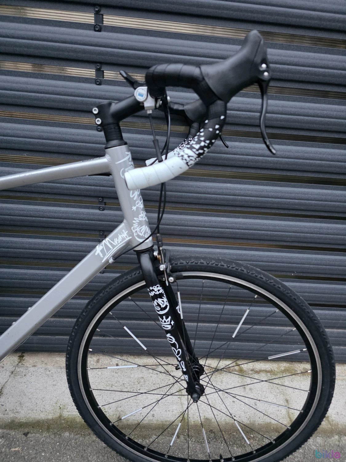 2. Gravel Riverside RC100
