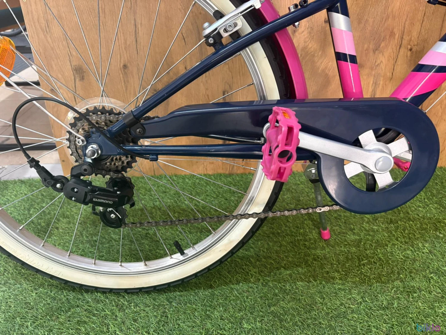 4. Bicicleta B-Twin Original 500 24inch