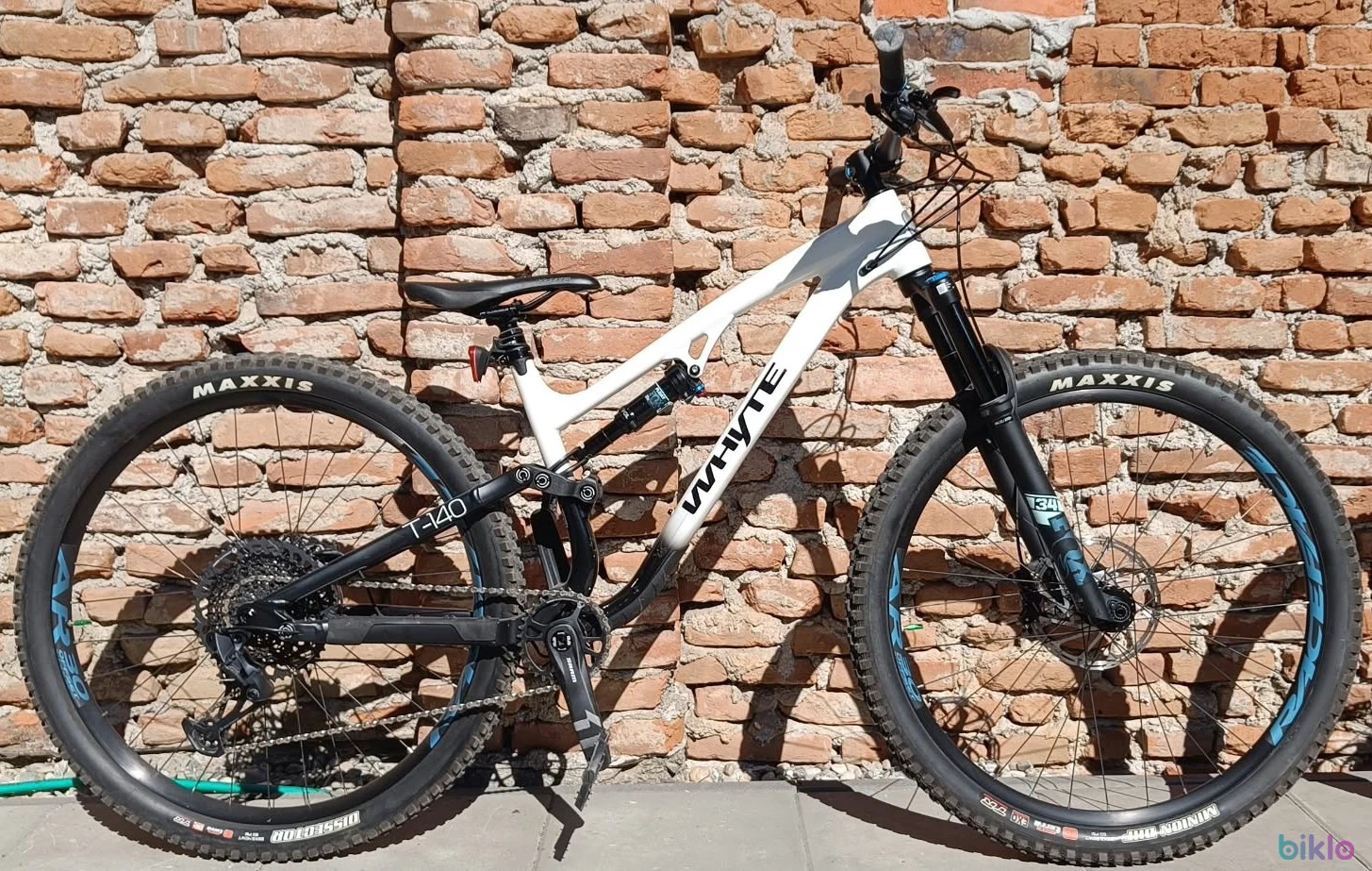 1. Whyte T-140 RS