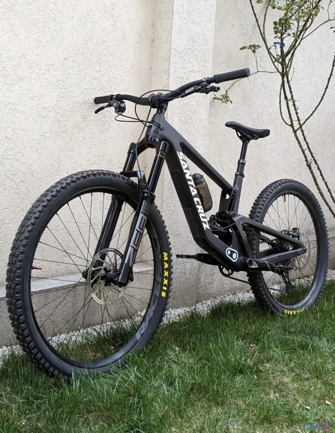 2. MTB Enduro Santa Cruz Nomad 6 Carbon 2023 Full Suspension