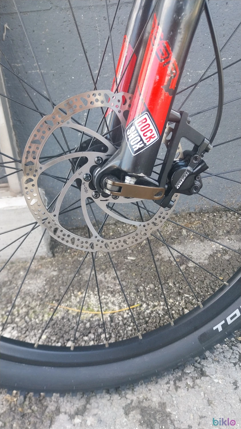 5. Vand Devron Riddle 1.6 marime L roti 26 furca aer Rockshox Reba RL
