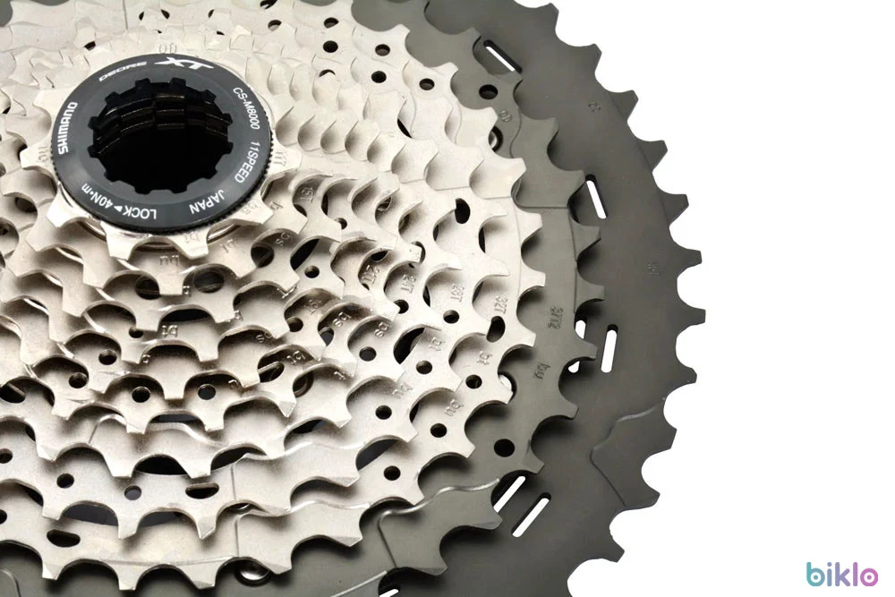 3. Shimano XT CS-M8000 11-viteza Caseta pinion HG 11-46