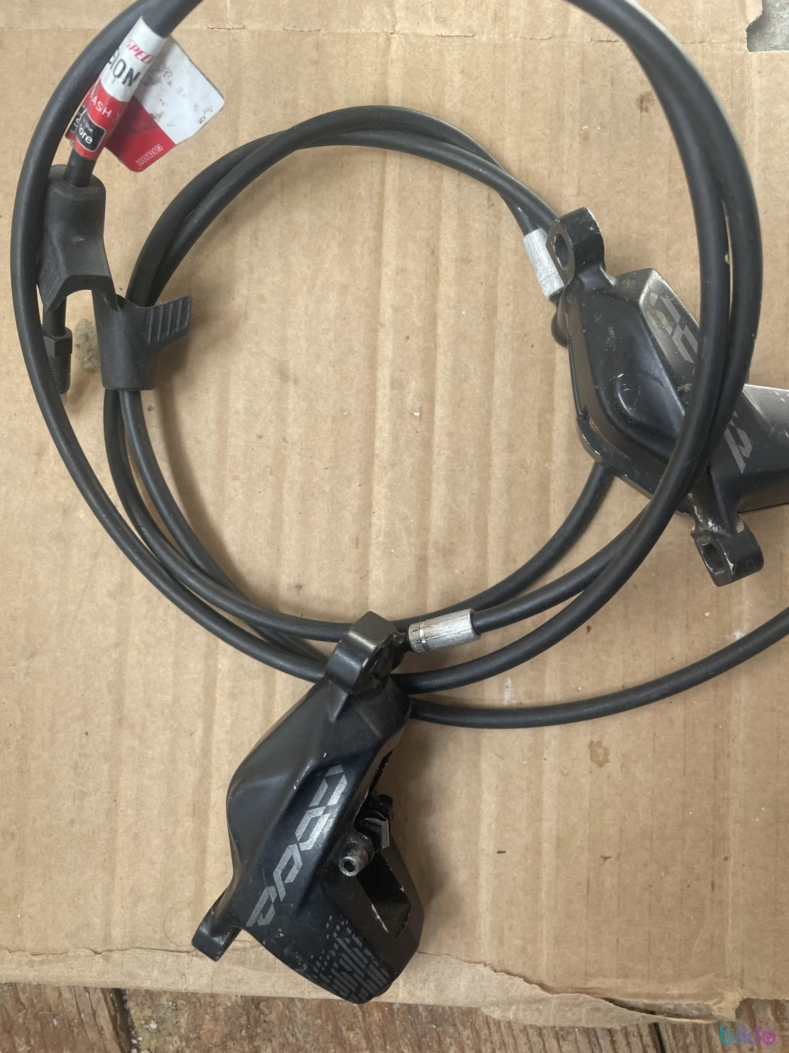 1. Etrieri Sram code 4 pistoane Manete sram Level T