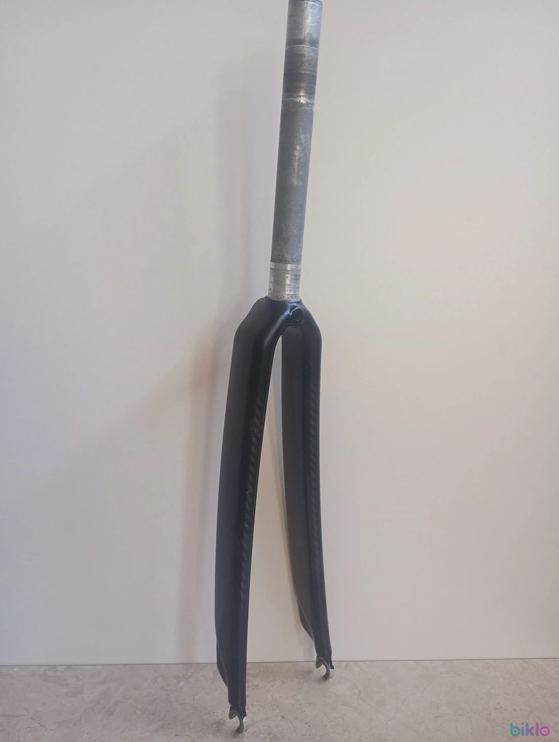 1. Furcă carbon 1"