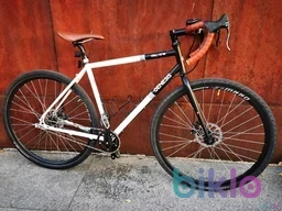 1. Bicicleta Genesis Day One - Cromo - Single speed