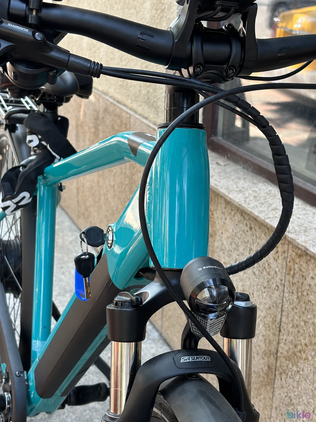 5. Vând bicicletă electrică: Econic One Urban