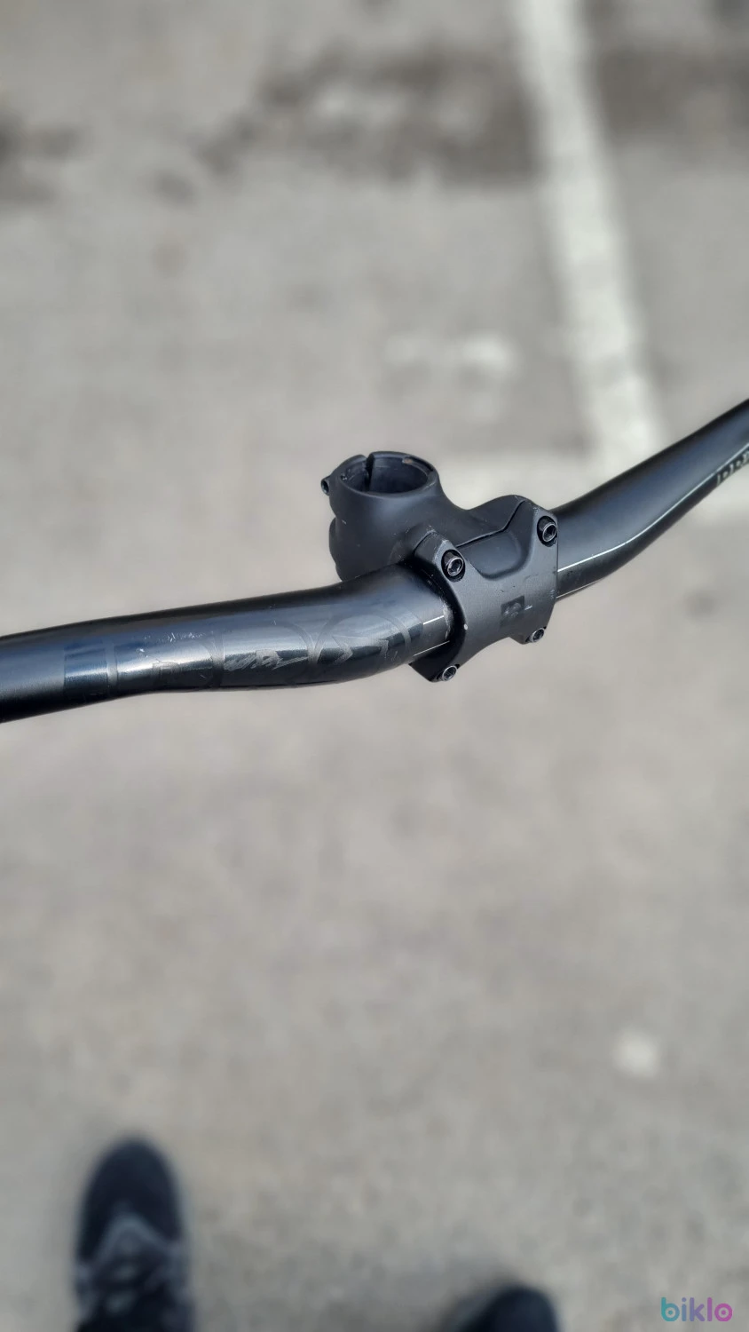 5. Pipa Bontrager 50mmx 31.8 (standard si TREK - knock block compatibil)