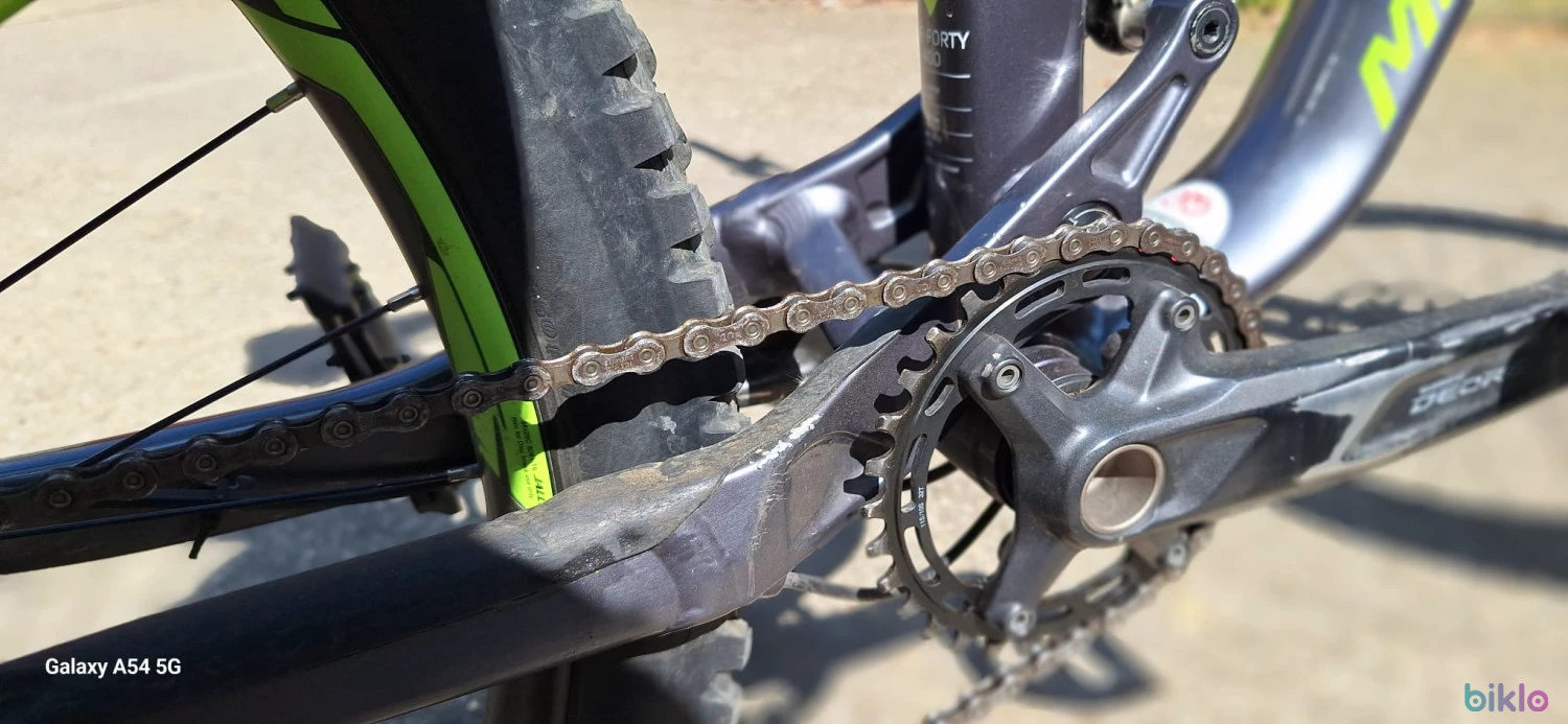 4. Bicicletă enduro Merida one -forty 400