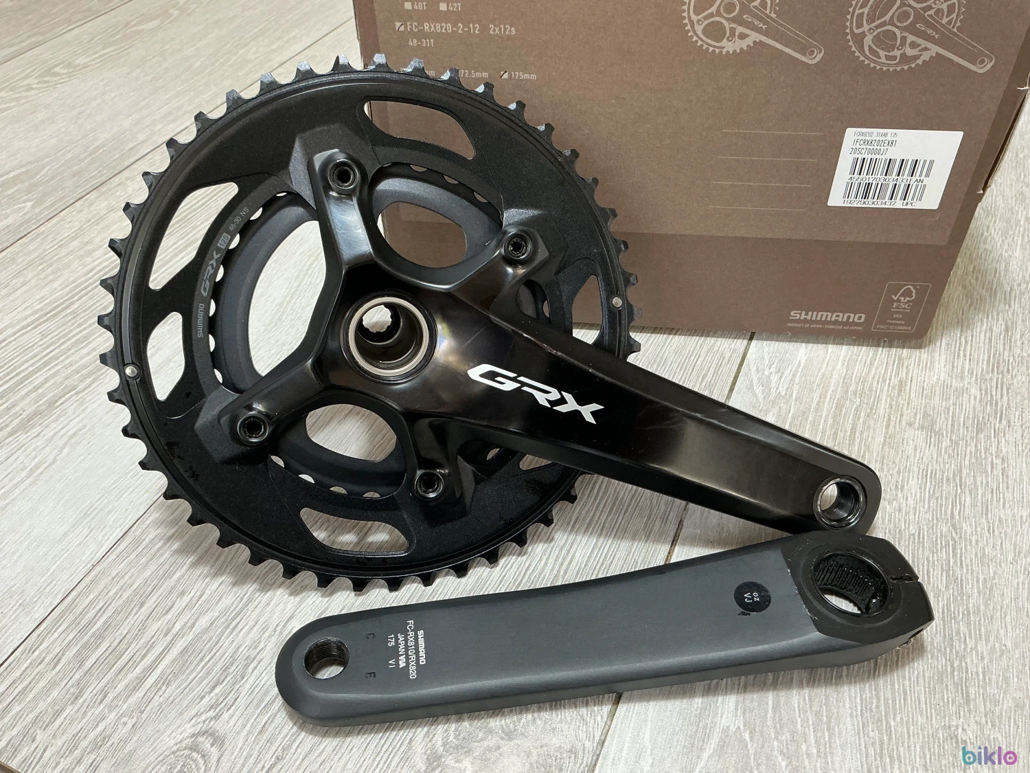 6. Angrenaj pedalier Shimano GRX 820 2x12 vit 46/31