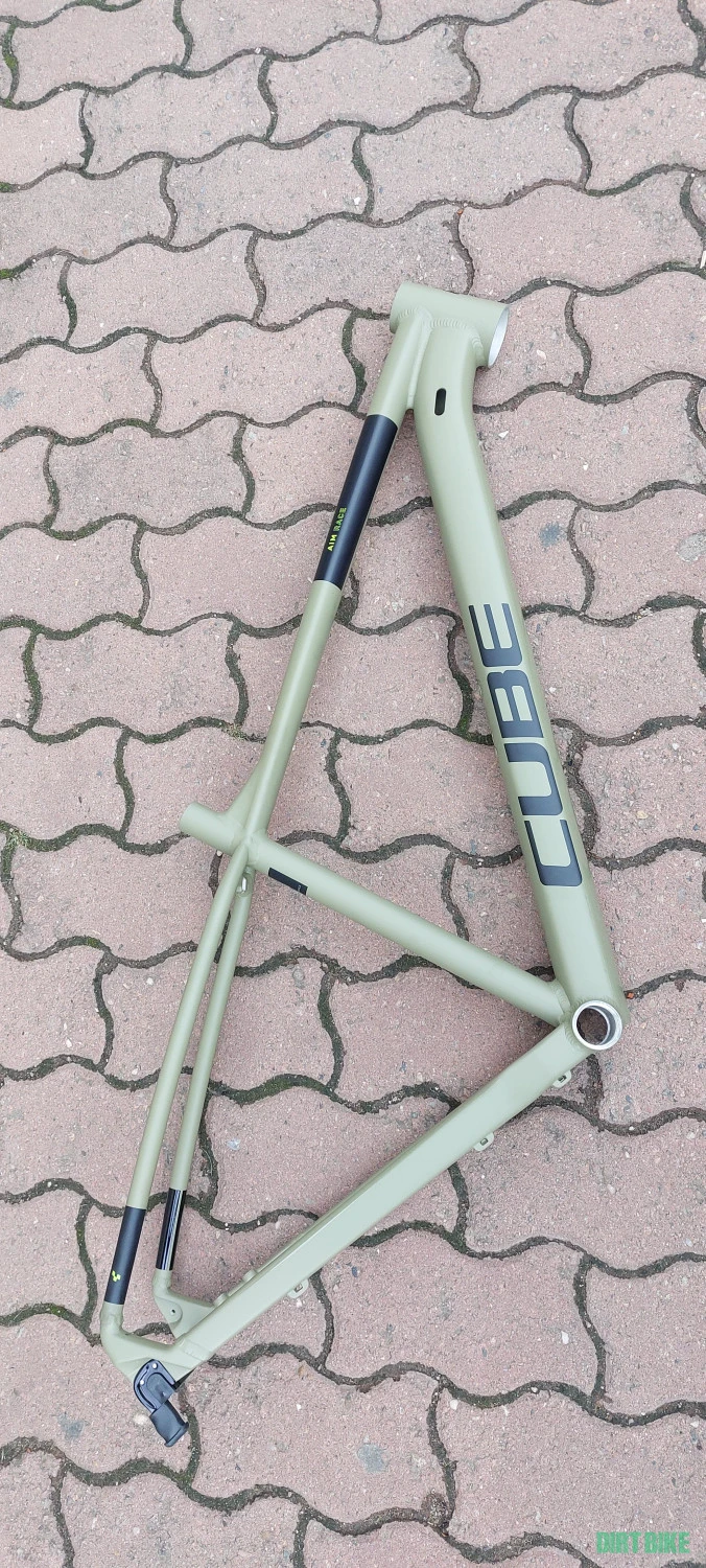 1. Cadru bicicleta CUBE AIM Race 29" Oliv-Negru