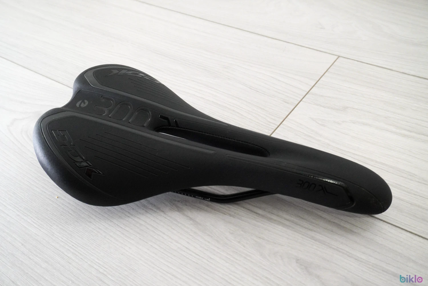 2. Șa bărbați MTB DDK 300 K ERGO, 141 mm
