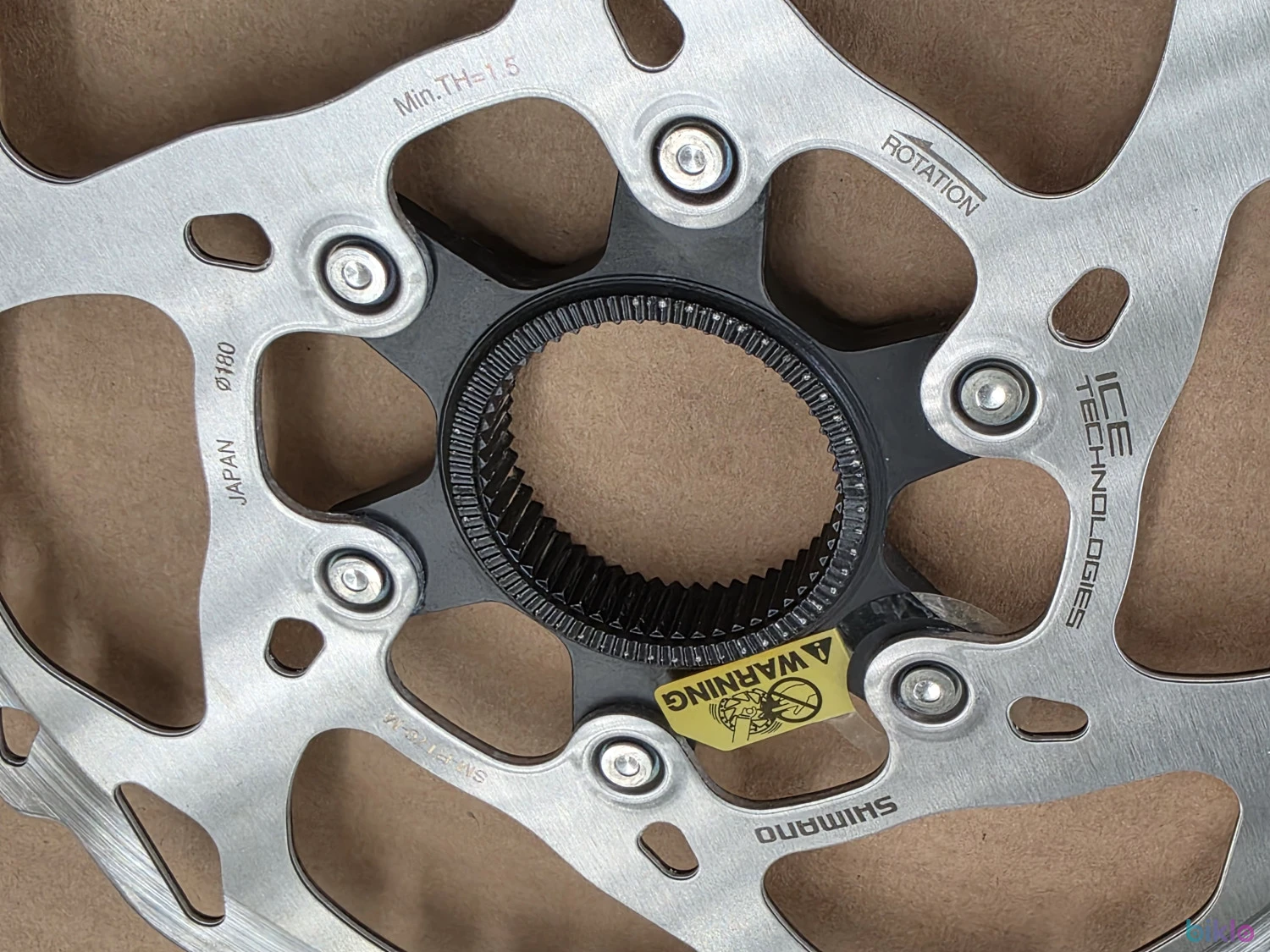 3. Shimano RT70 icetech centerlock 180mm