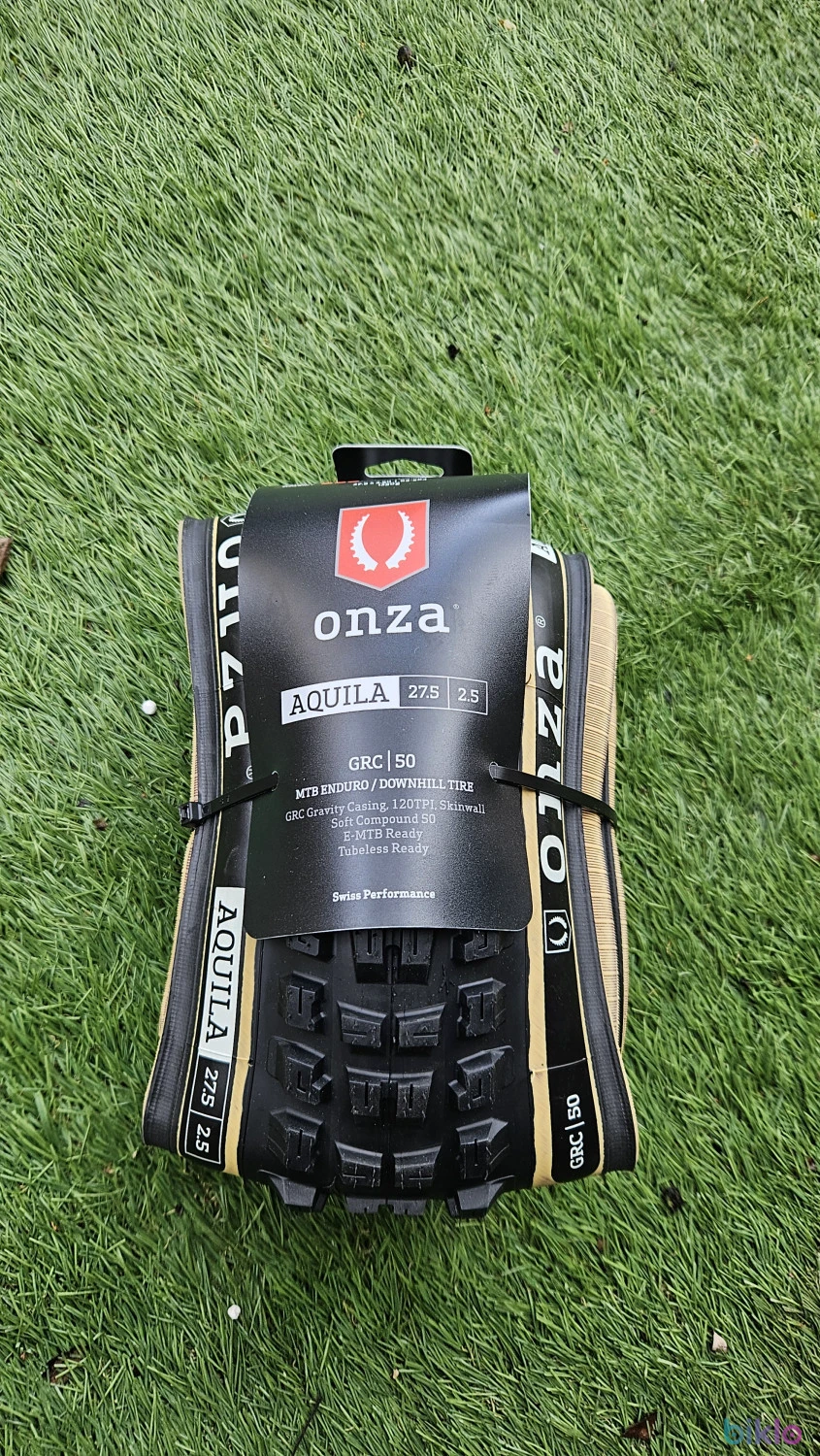 1. Anvelopa Maxxis ONZA Aquila grc 27.5