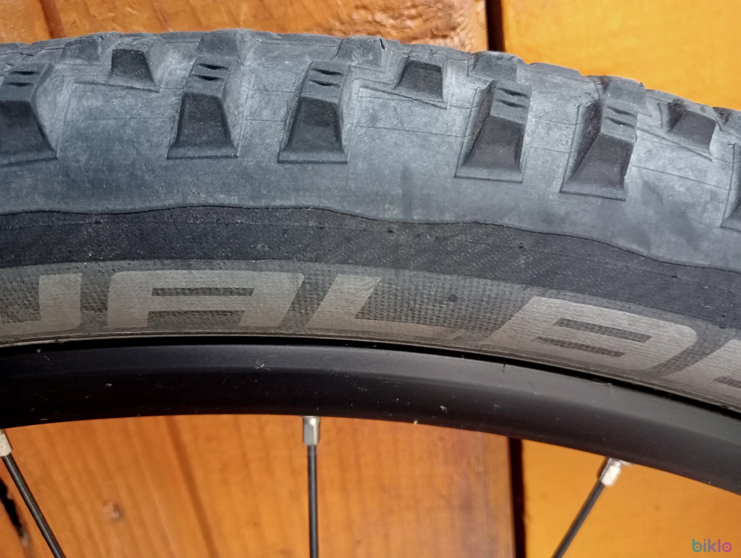 11. Roata fata mtb 29" janta si butuc pe rulment DT Swiss disc frana 180 mm Bergamont 29