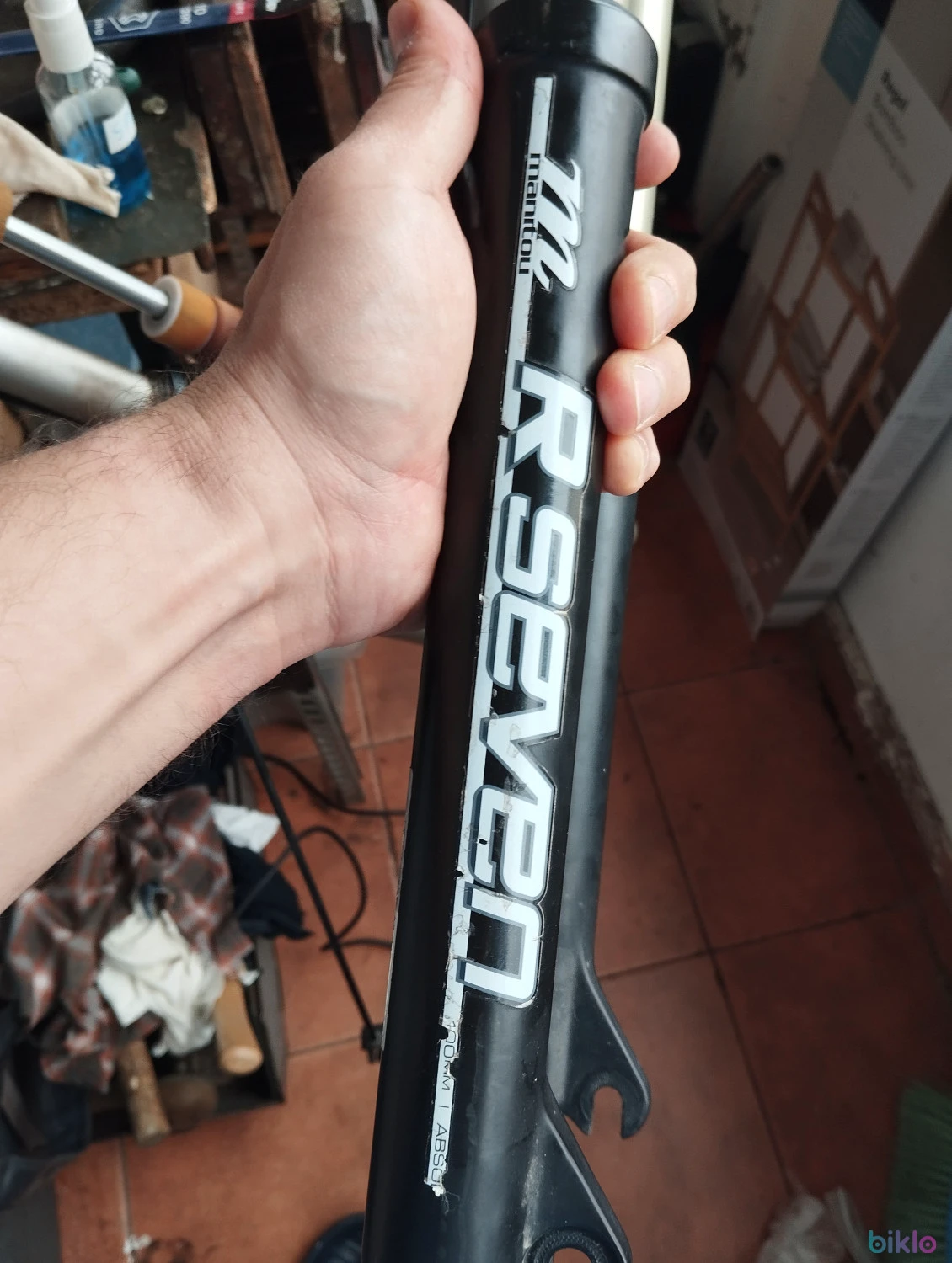 7. Furca aer 26er Manitou Seven