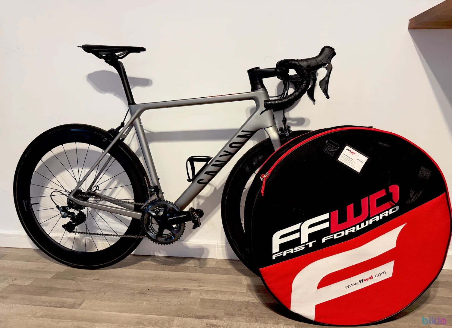 4. Canyon Ultimate CF SLX