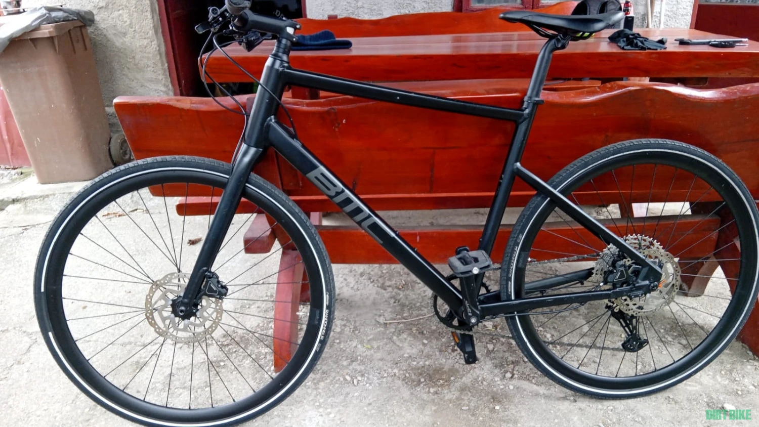 1. Bicicleta BMC Alpenchallenge AL Three