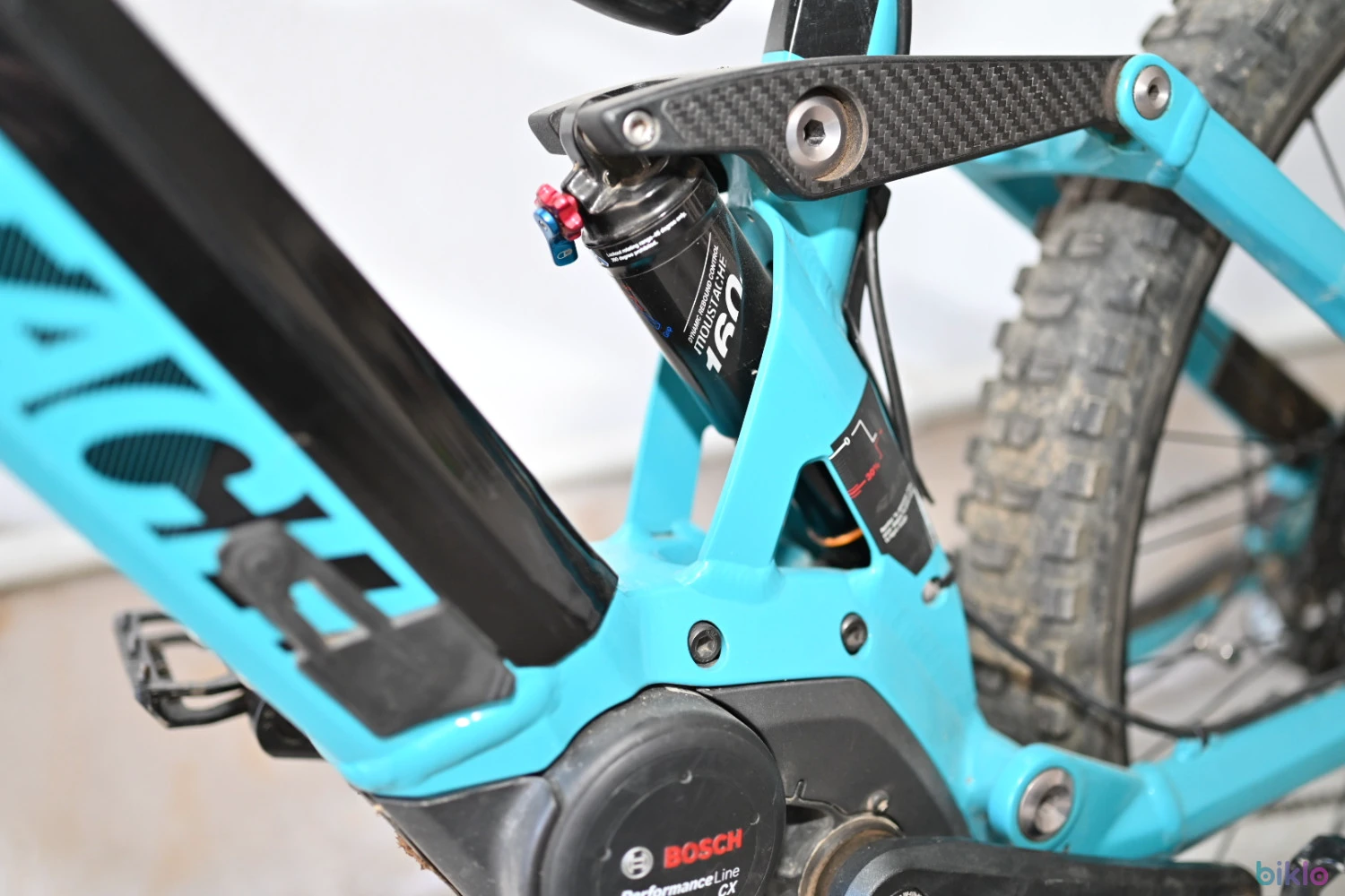 7. E-mtb Moustache