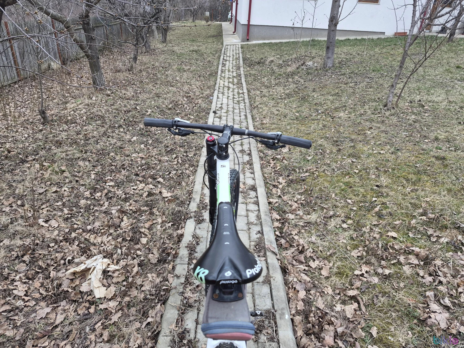 2. Vând Cannondale Lefty