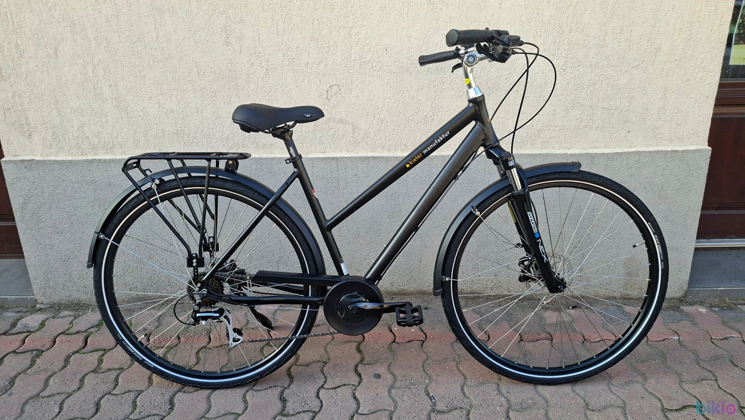 1. Bicicleta de oras dama, trekking, Kieler 28" NOU