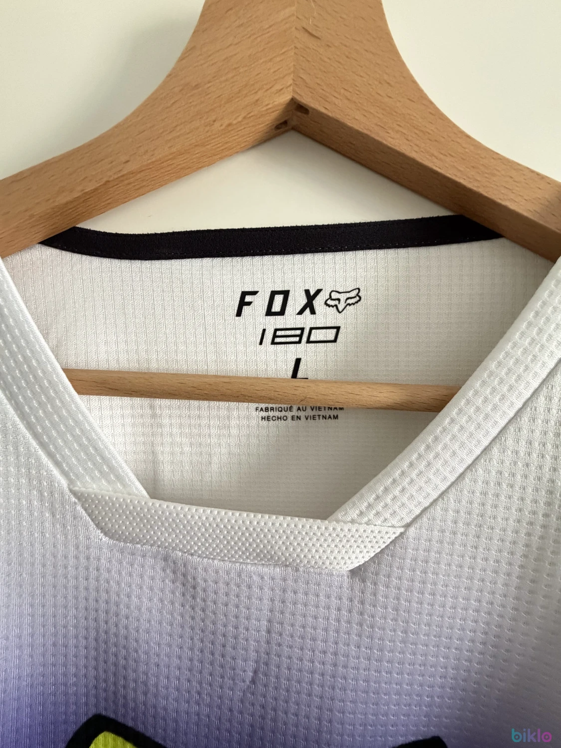 3. Bluza Fox nepurtata