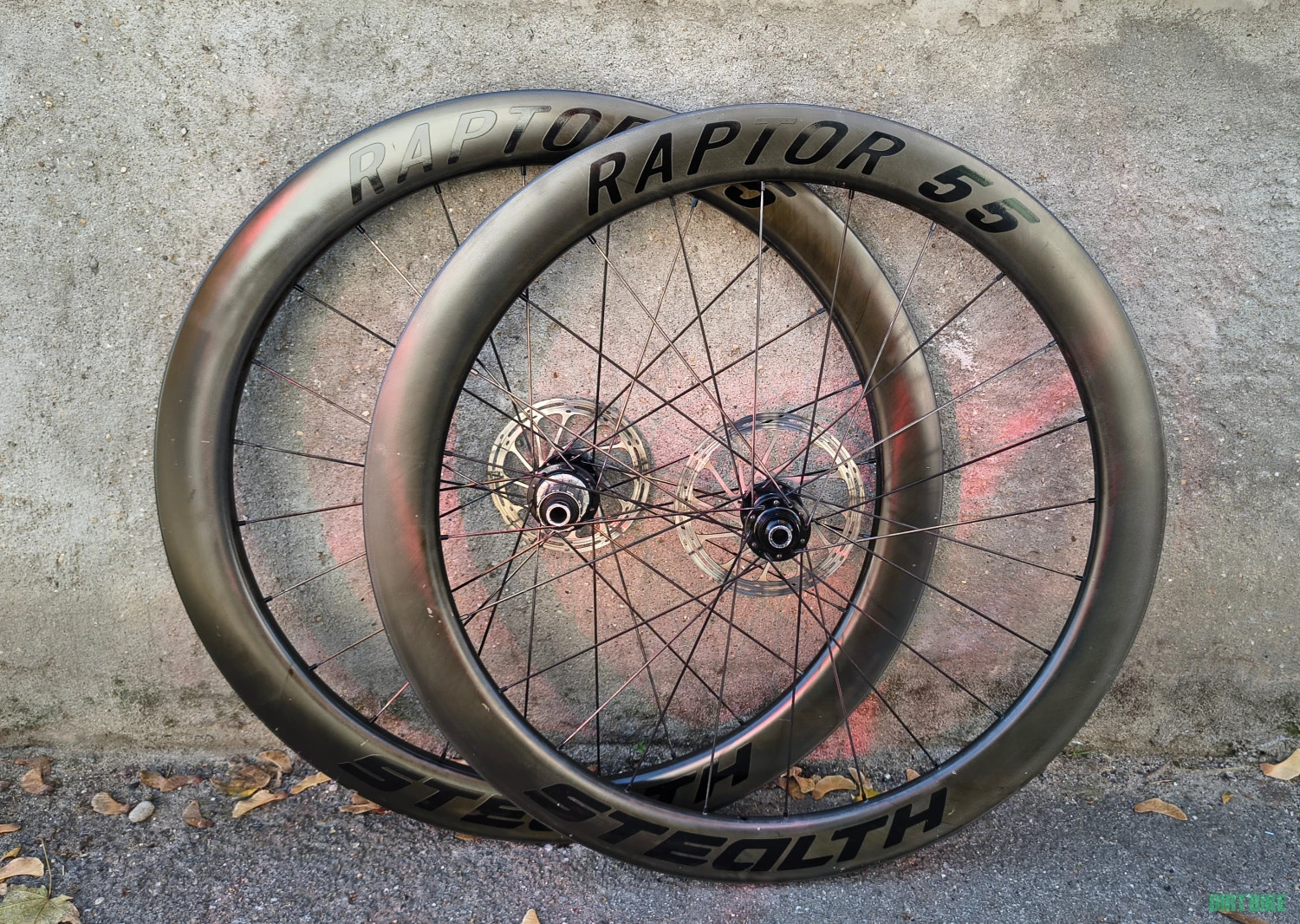 1. Set Roti Stealth Raptor 55
