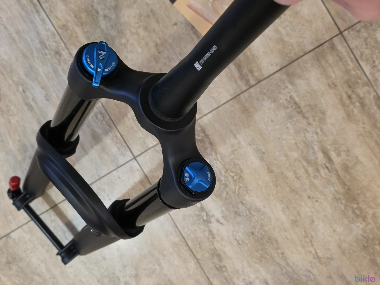 2. Furca Fox 38 Performance Grip E-Optimized Float 29-27.5+ 180mm