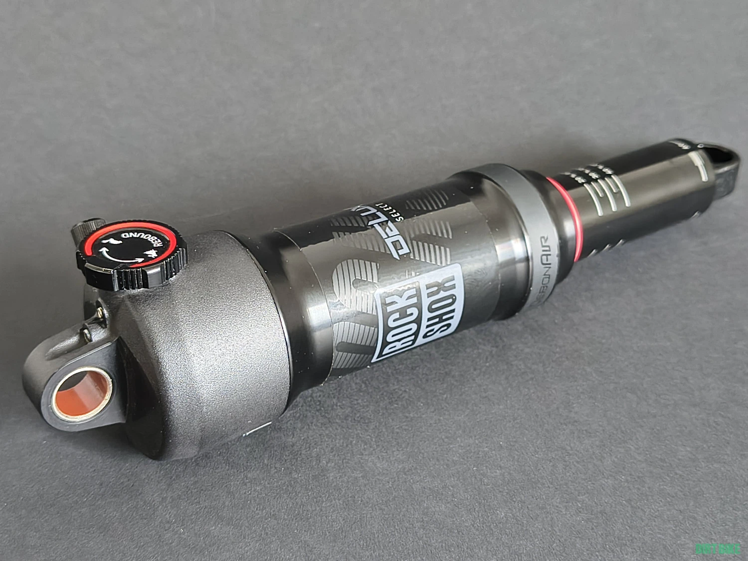 1. RockShox Deluxe Select 230x60