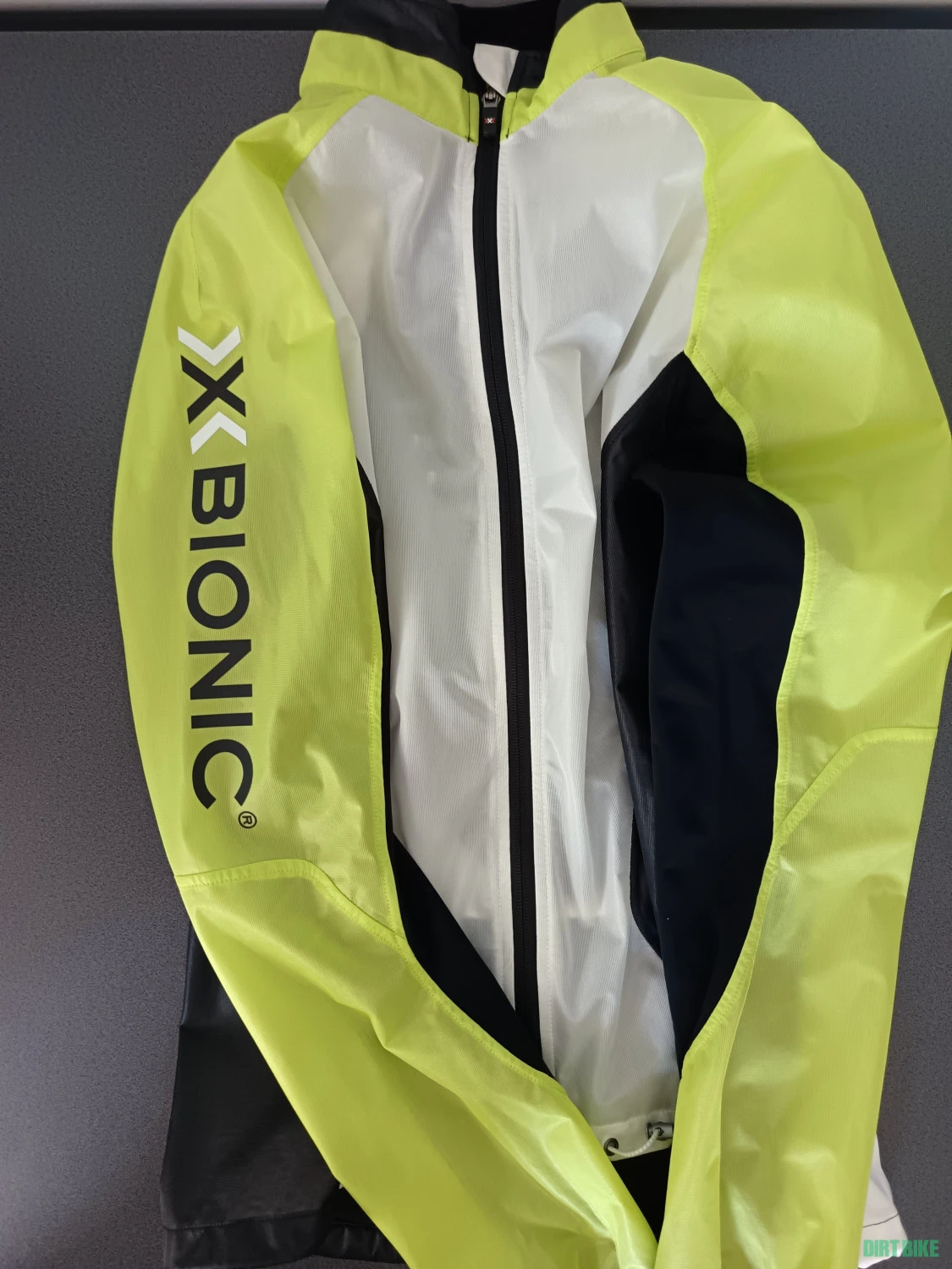 3. X-Bionic Man Spherewind AE Geaca/Jacheta ciclism-alergare mas L