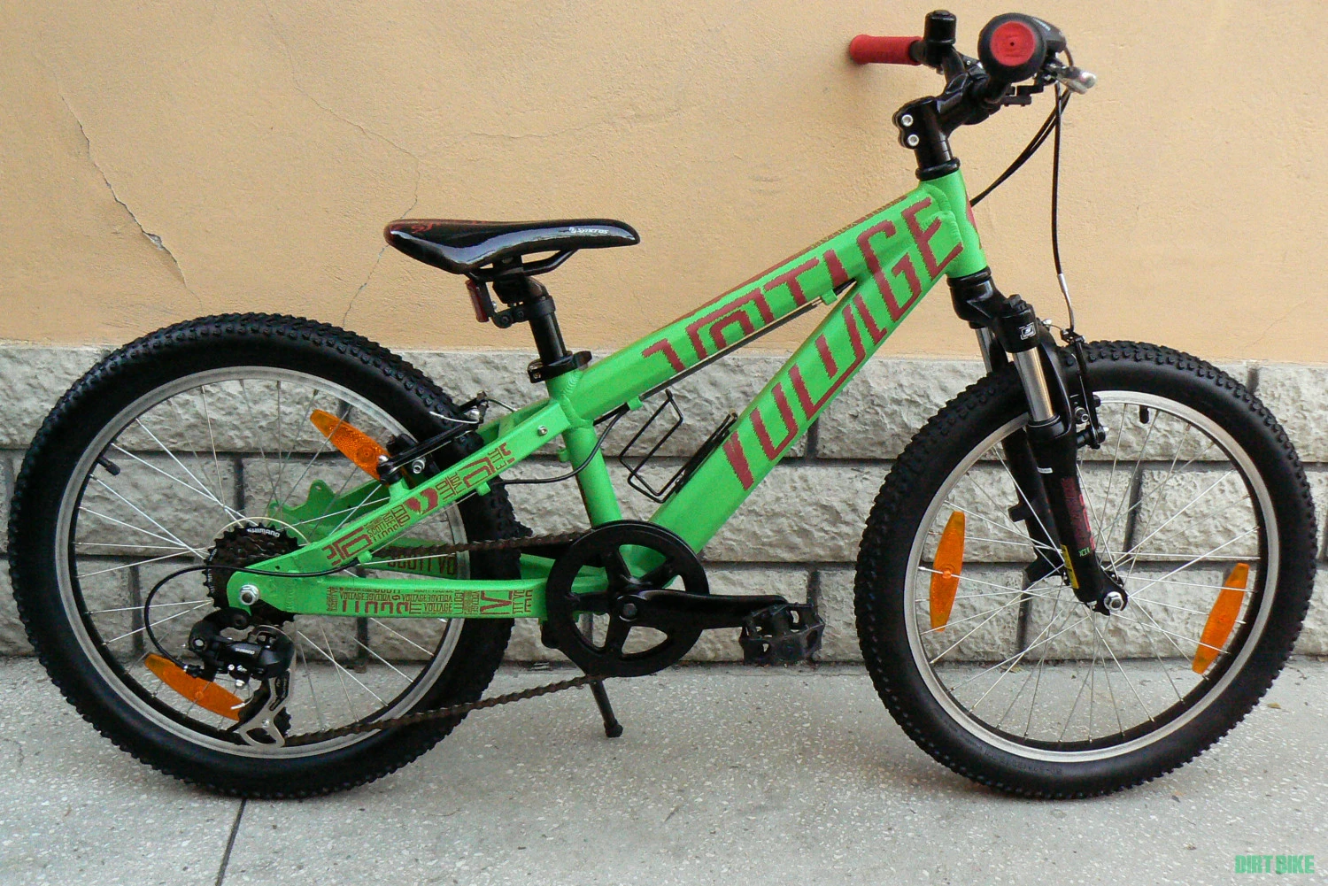 1. Bicicleta mountain bike de copii Scott