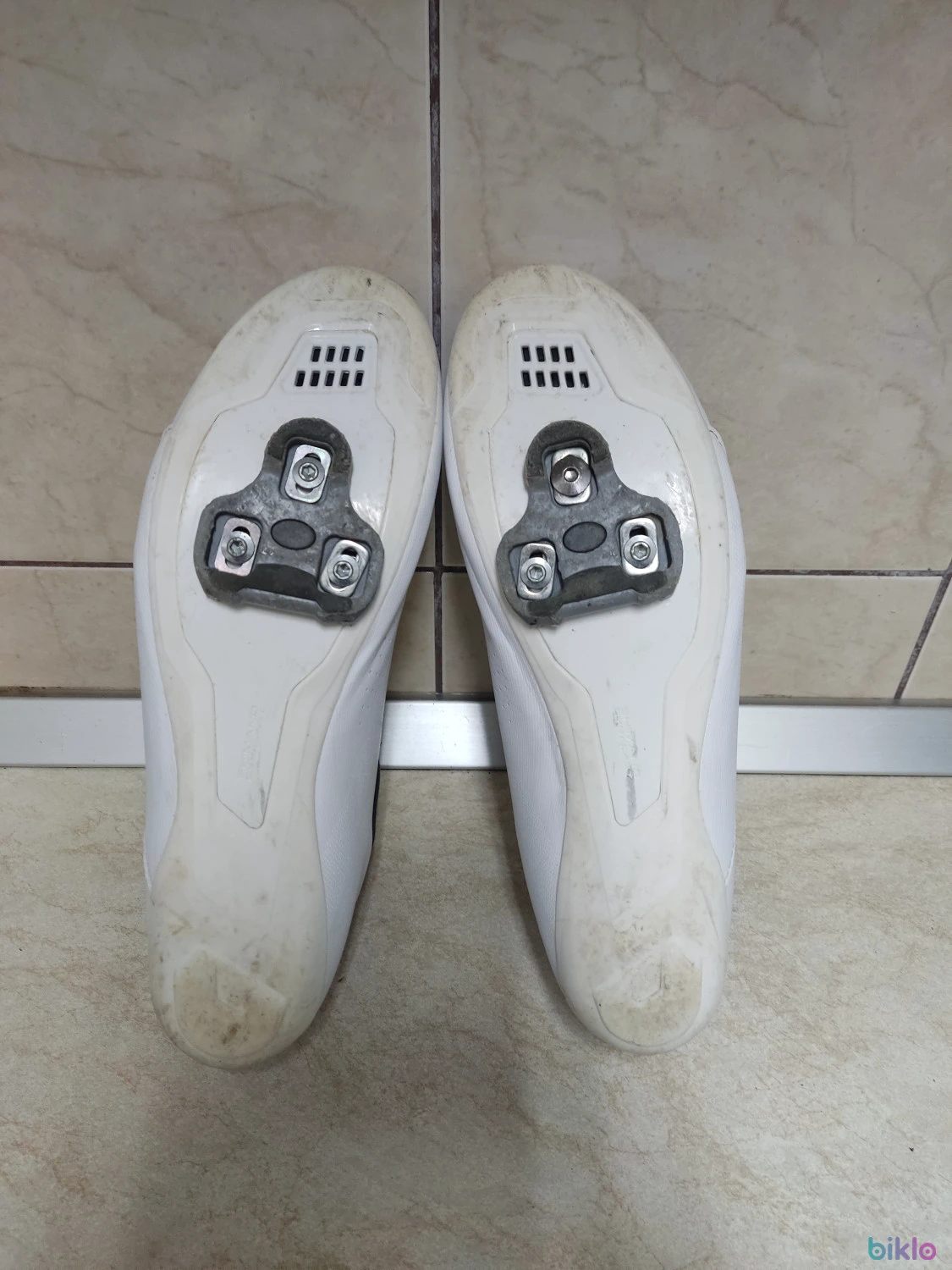 8. Pantofi de sosea Shimano SHRC300 M marimea 46